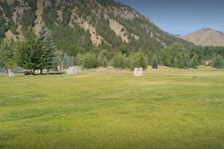 dog parks and hiking trails in sun valley, Idaho